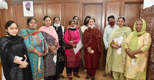 aruna chaudhay anganwadi workers