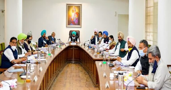 punjab cm in cabinet meeting