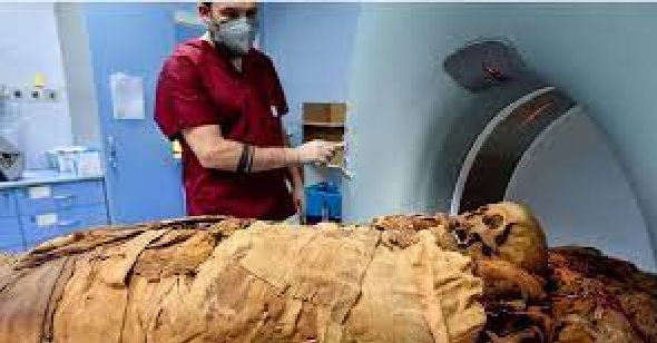 italy hospital mummy ct scan