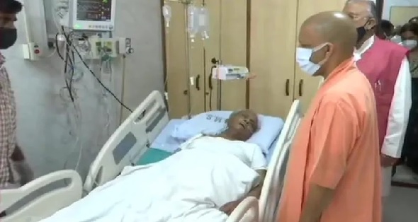 adityanath yogi meet kalyan singh